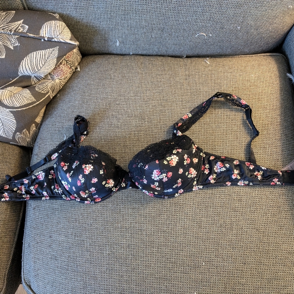Stella McCartney 36c balconette bra